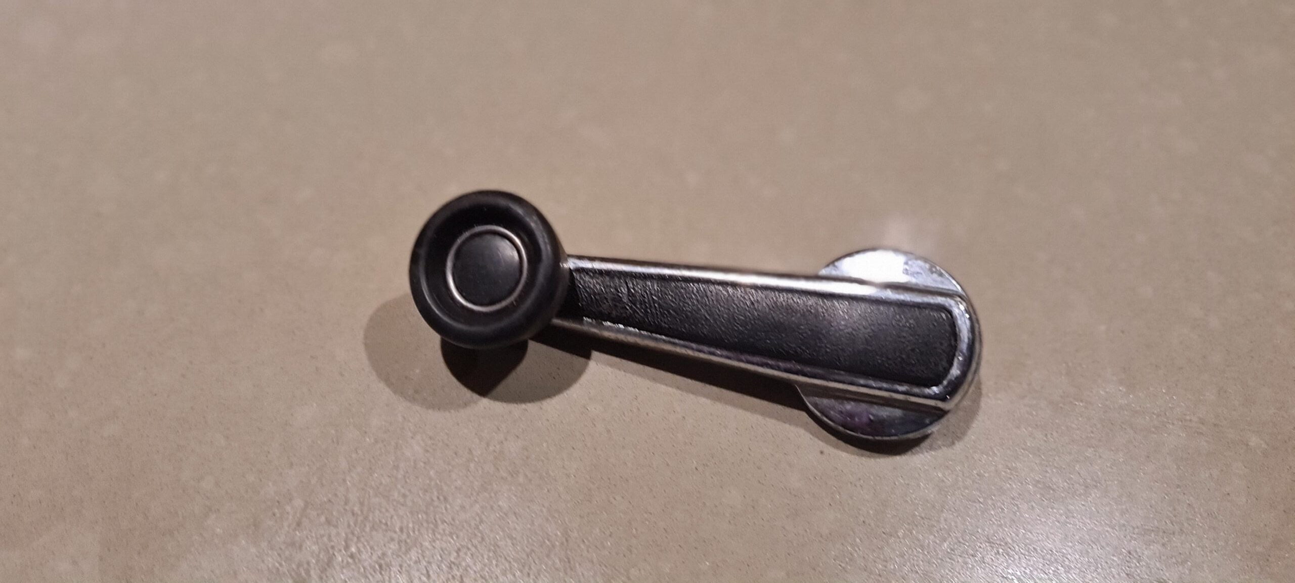 AFWERKINGS DOPJE RAAMSLINGER ORIGINEEL - Onderdelen Classic en New Mini