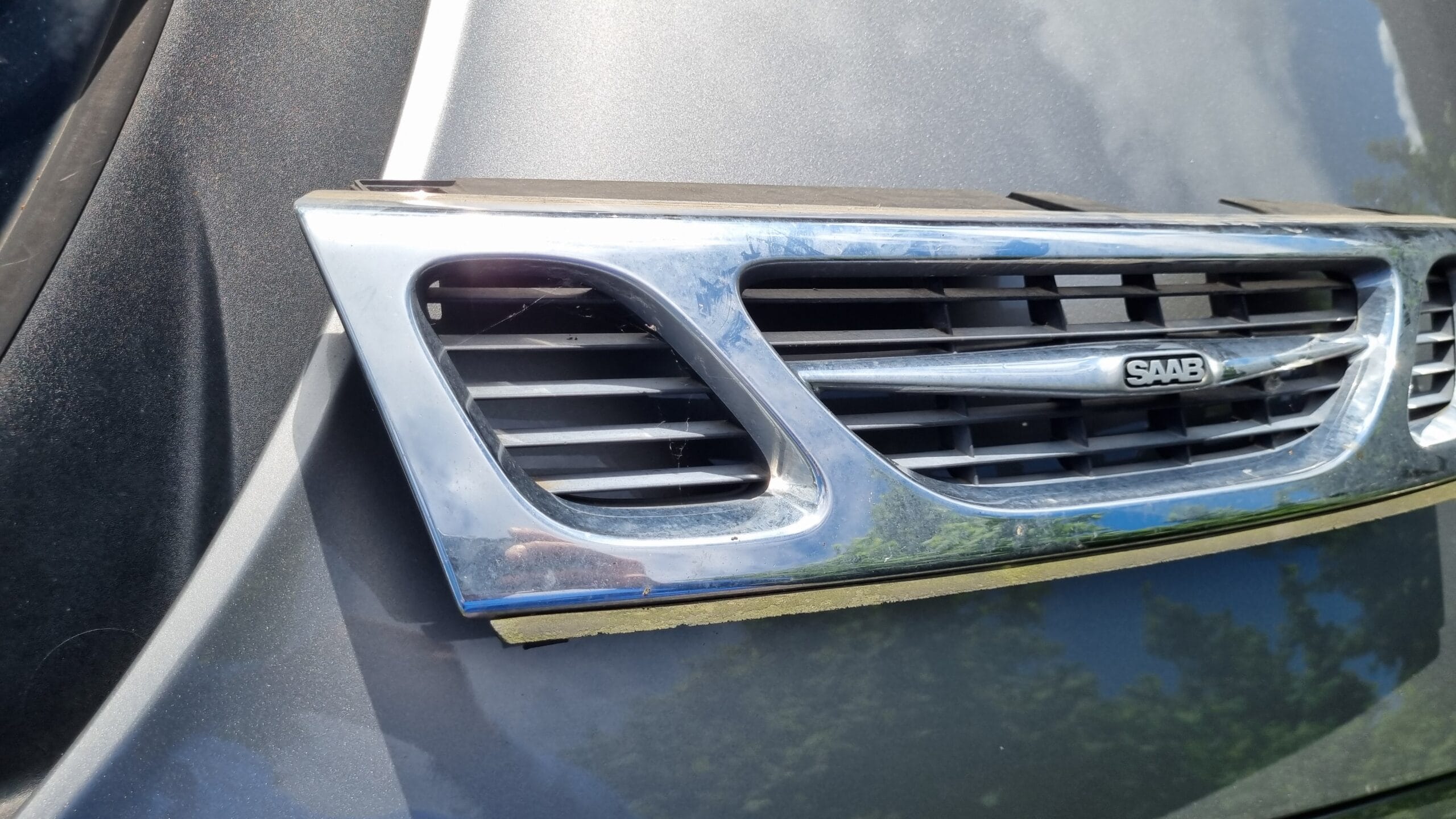 Grille Saab 93