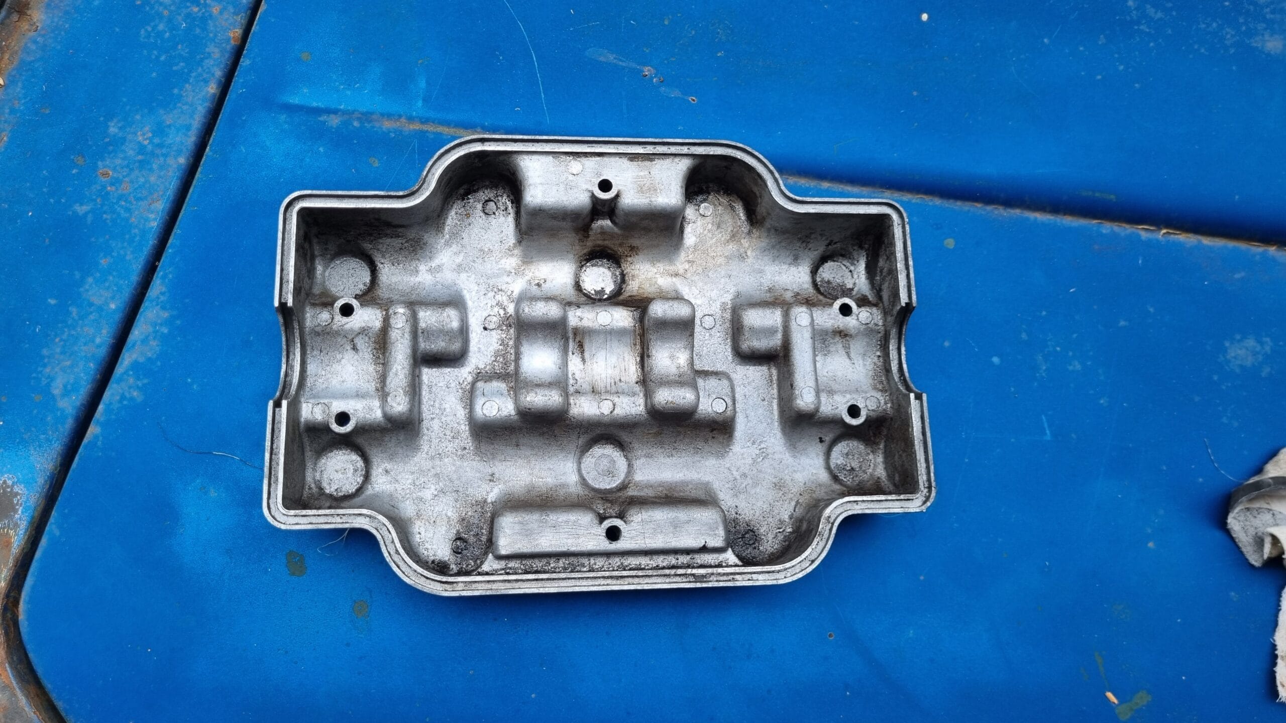 Kleppendeksel Lancia Gamma 2.5
