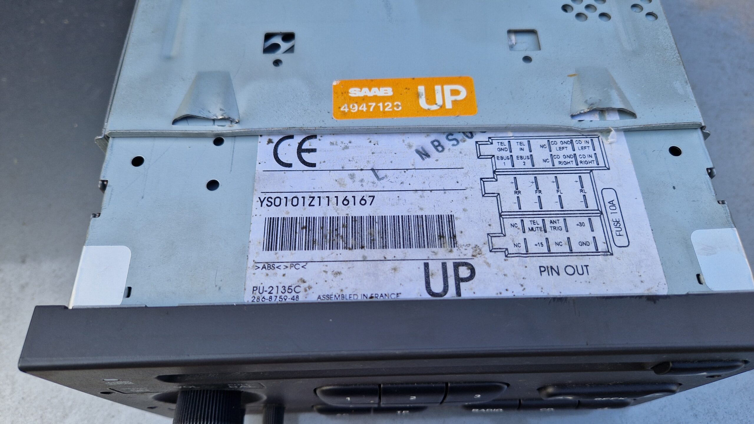 Radio met CD Saab 9-3