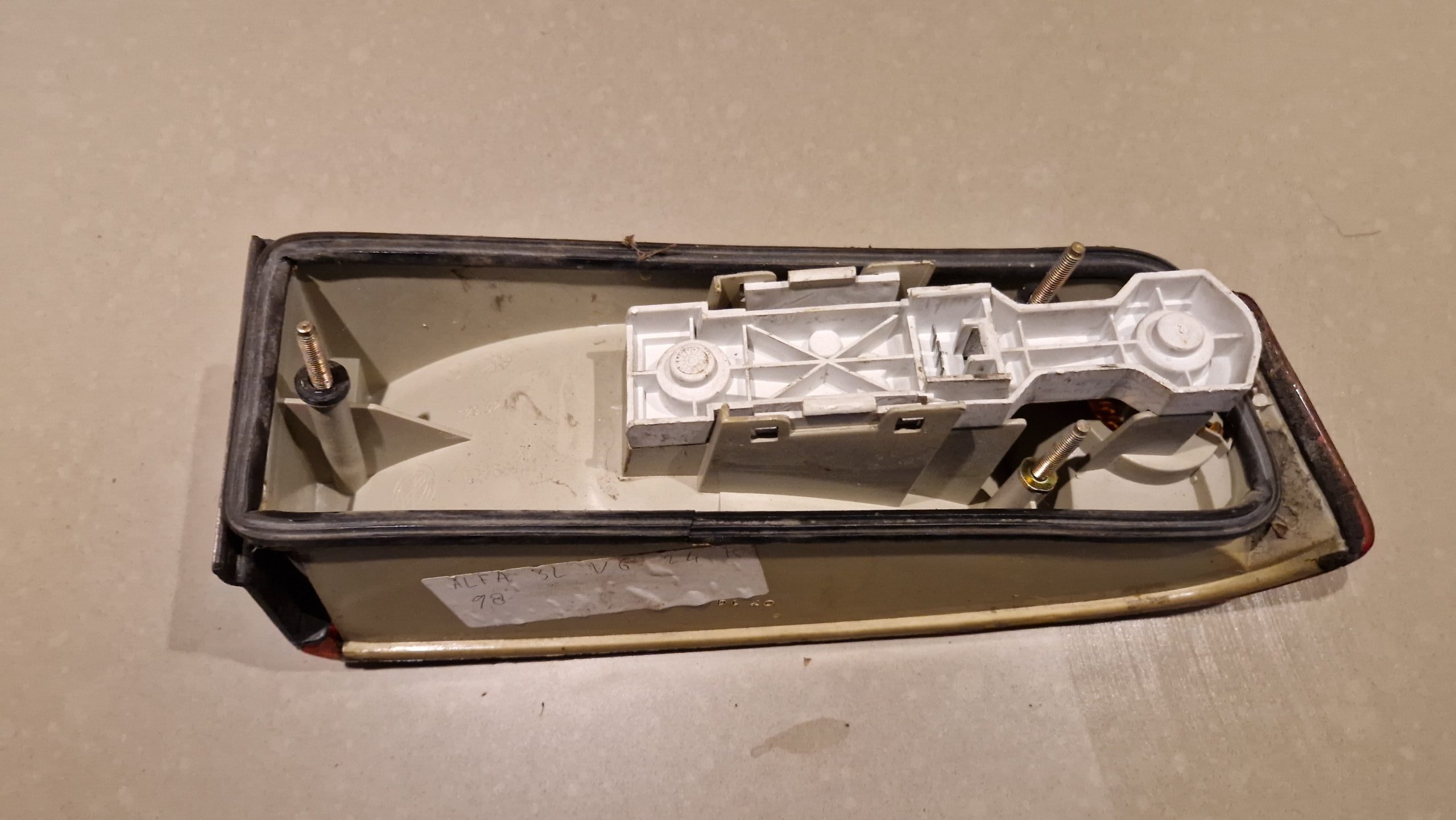 Achterlicht links Alfa Romeo 164 facelift