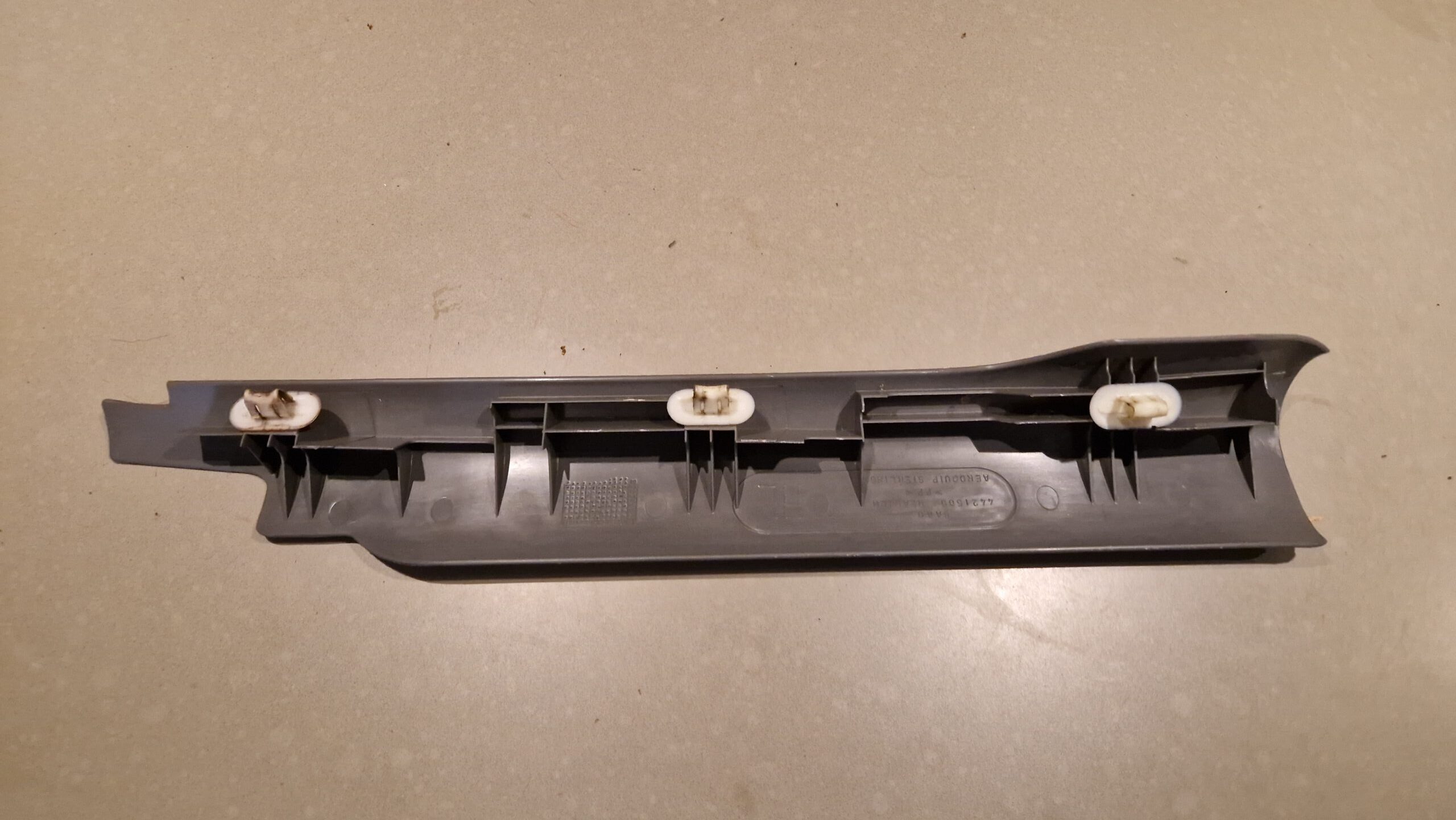 Dorpelafdekking linksachter Saab 9-3 en 900