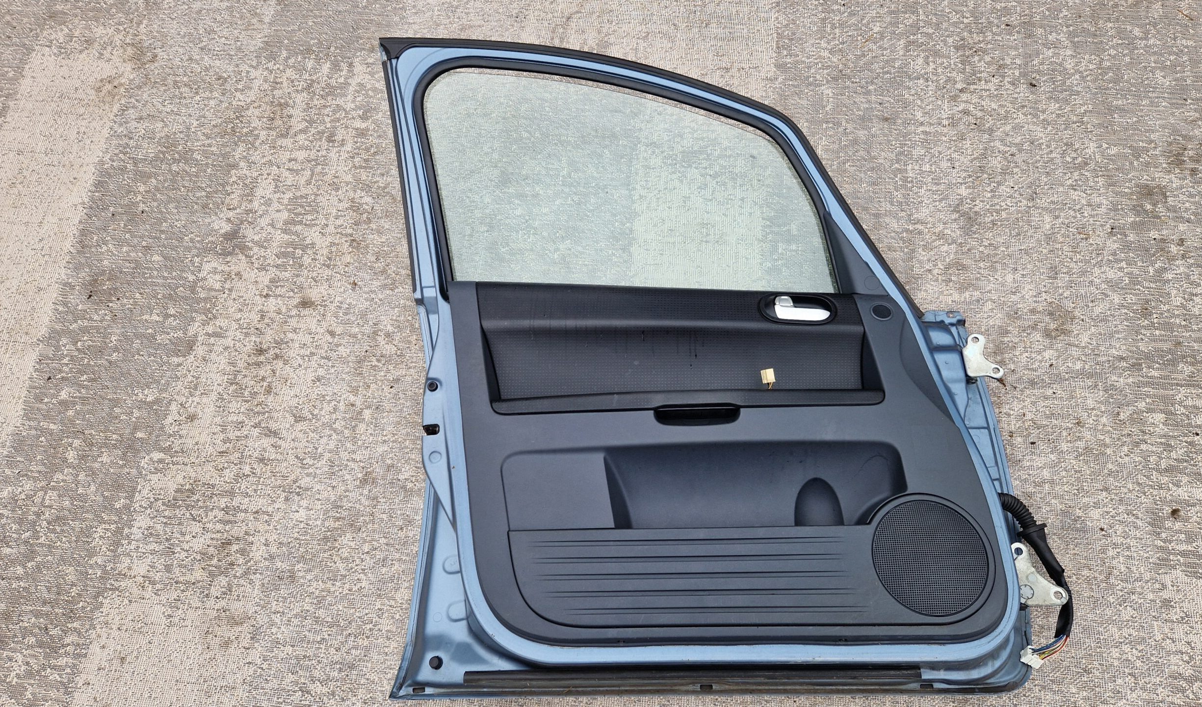 Portier linksvoor Mitsubishi Colt facelift