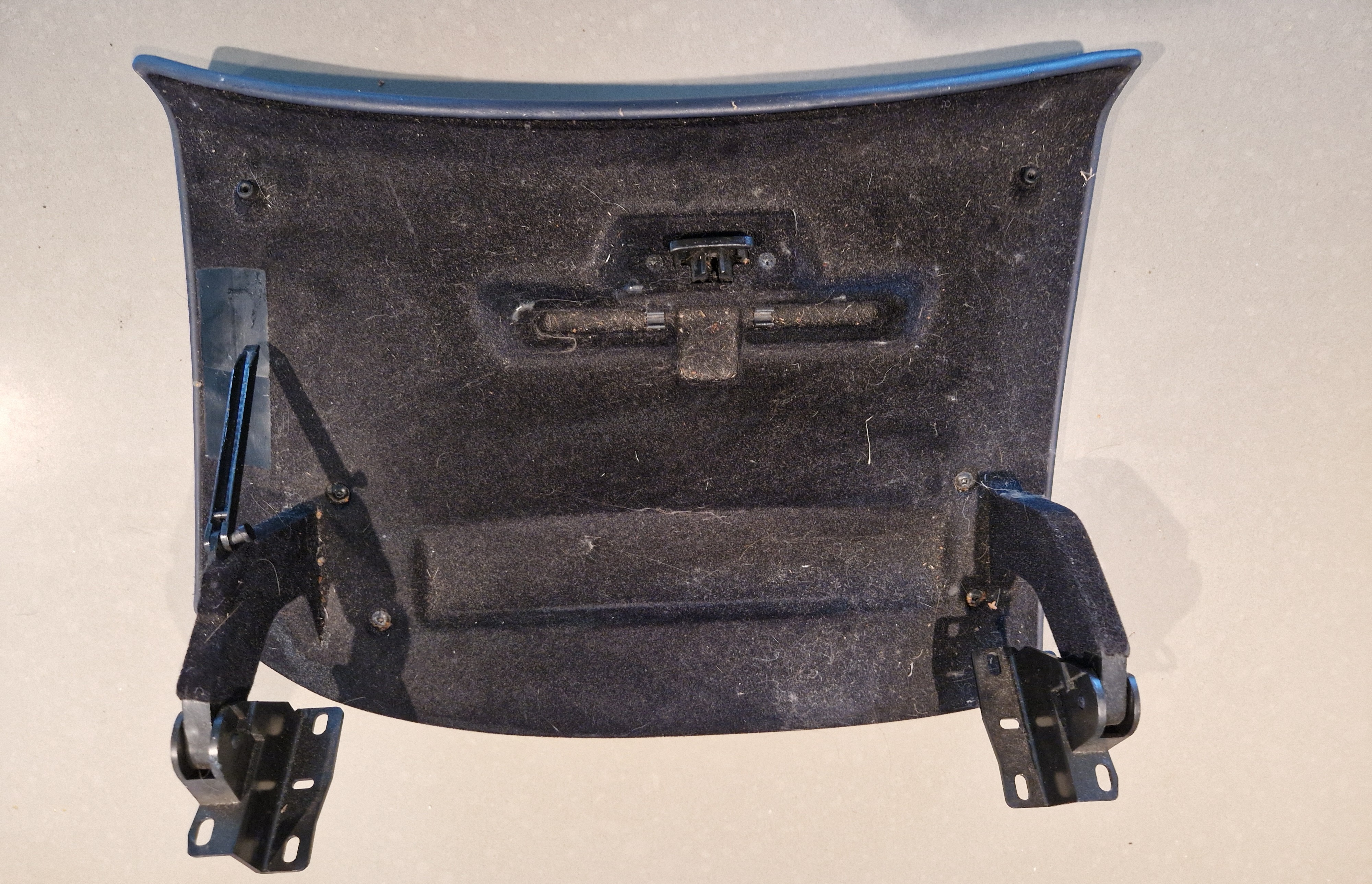 Deksel handschoenenvak dashboard Lancia Thesis