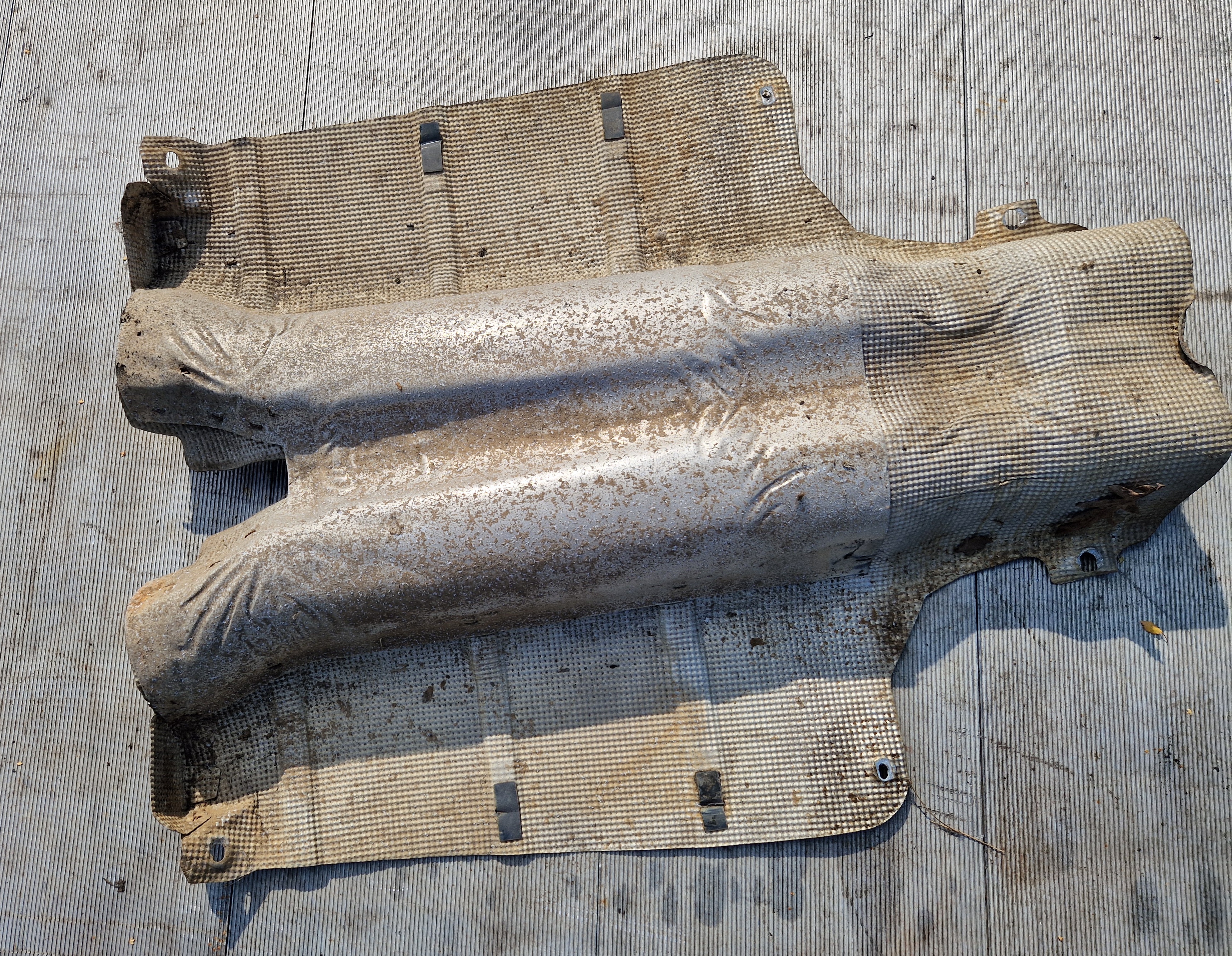Hitteschild uitlaat onderzijde Ford Thunderbird