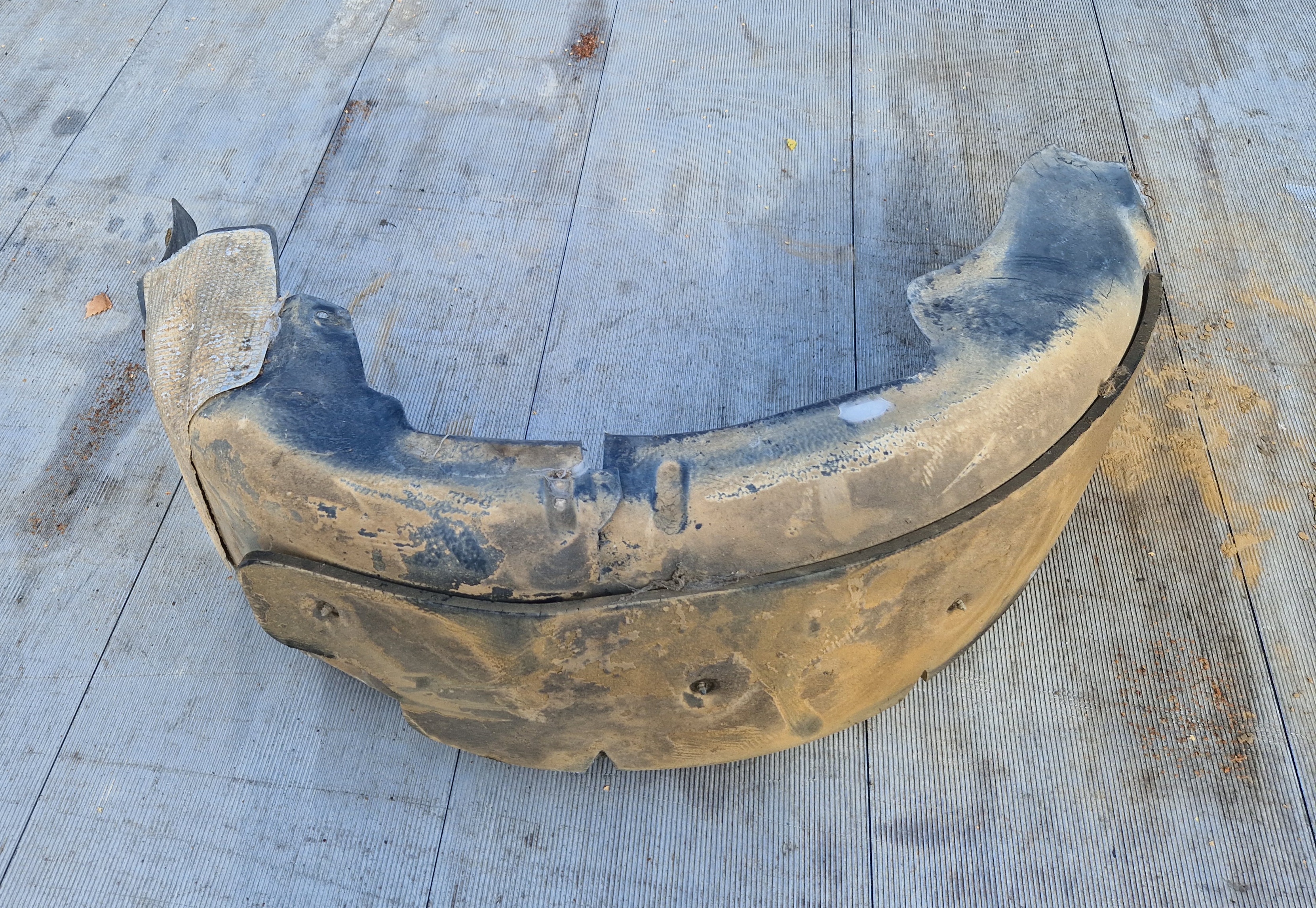 Binnenspatbord rechter achterzijde Ford Thunderbird