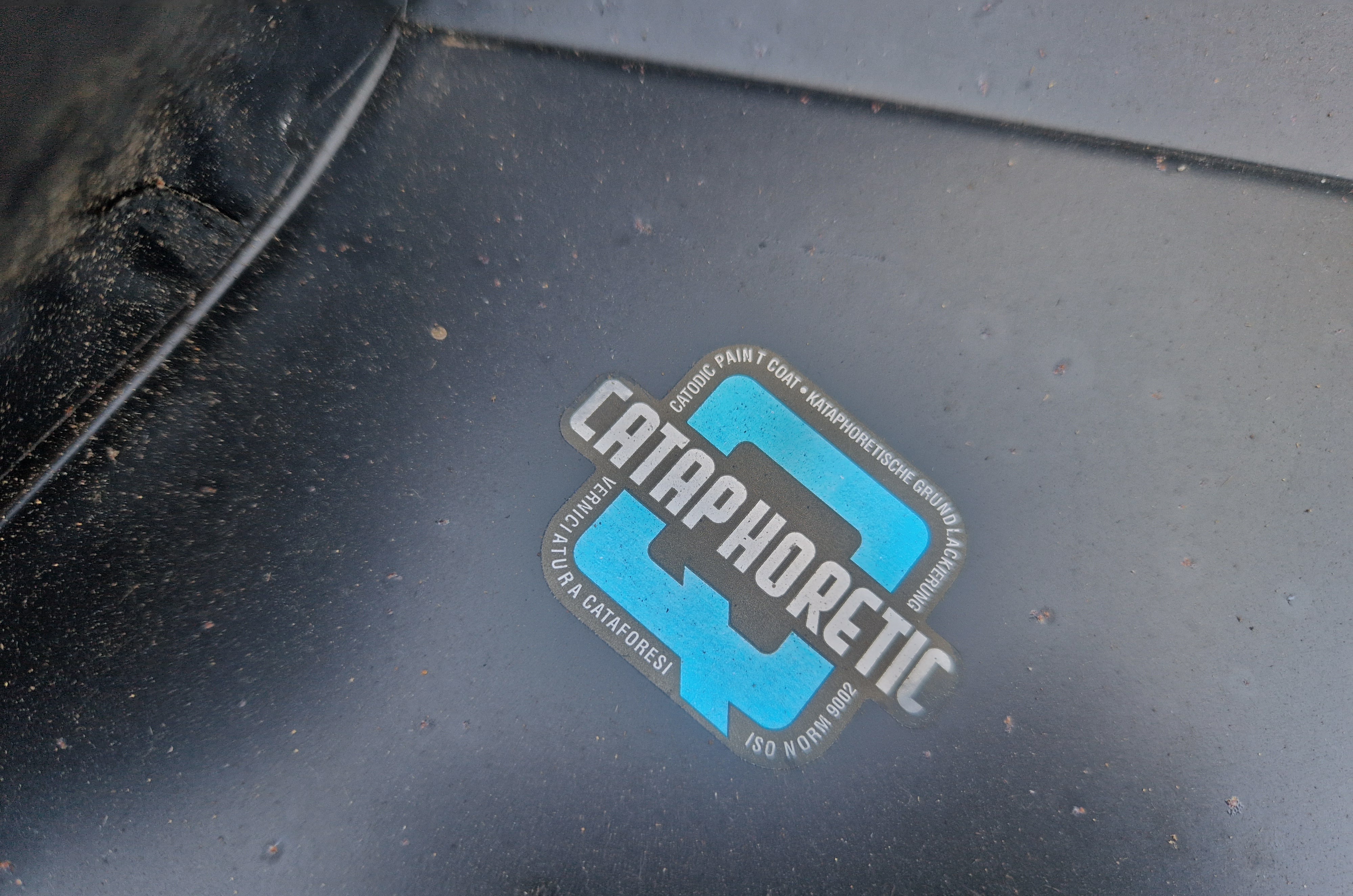 Rechter voorspatbord Mercedes W116 NOS