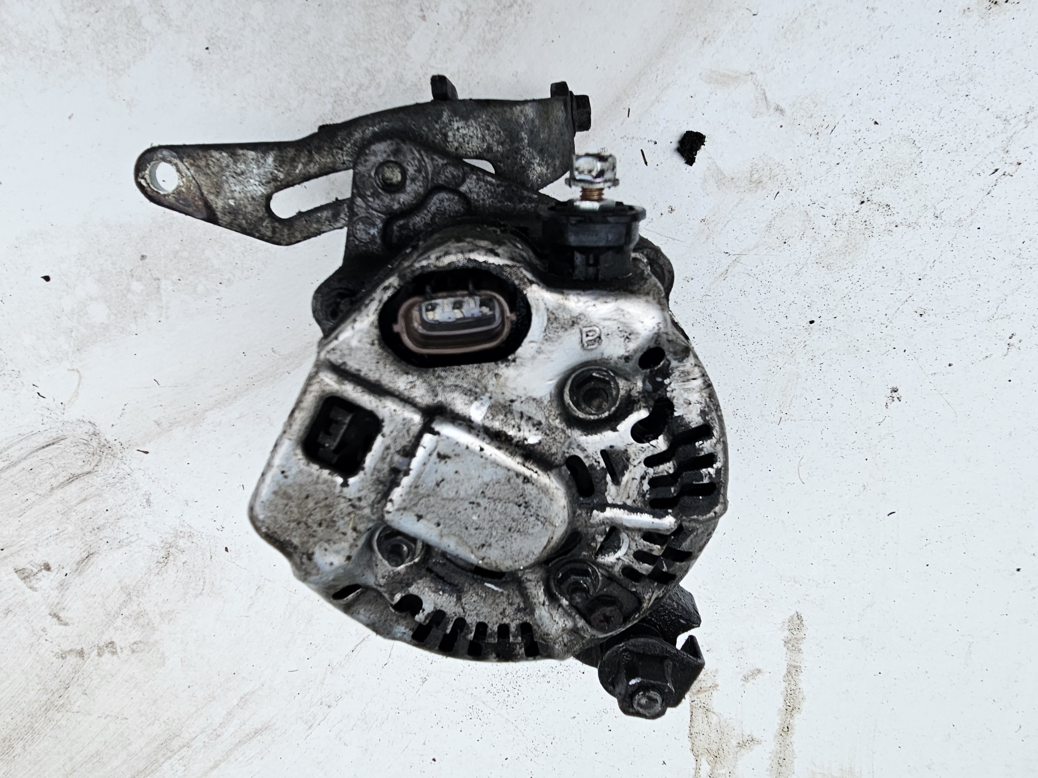 Dynamo Daihatsu Terios en Materia 1.5
