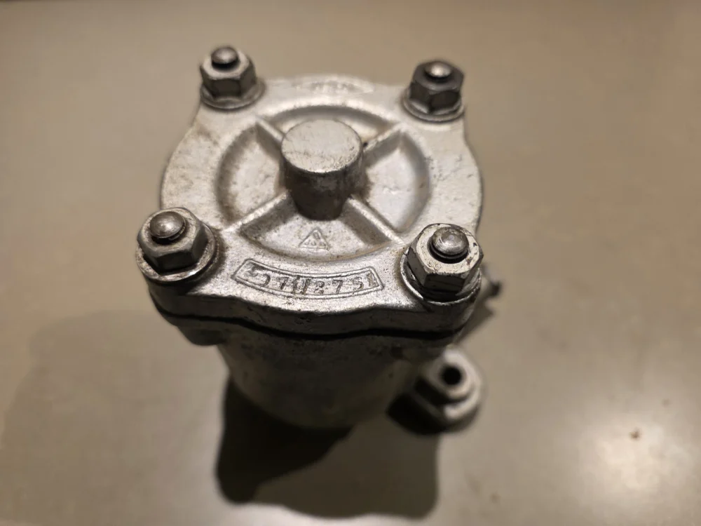 Oliefilter behuizing